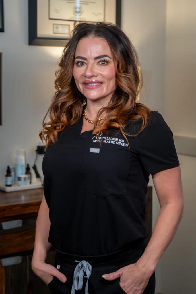 1753896290_Shannon-Lawrence-scaled